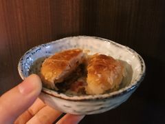 榨菜鲜肉月饼-王家沙点心店(南京西路总店)