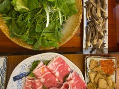-贵厨酸汤牛肉(花果园国际中心店)