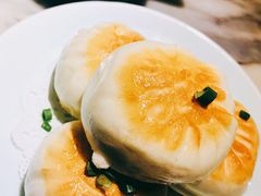 会拉丝的生煎包-东南里湖景餐厅·新闽菜(浦西万达店)
