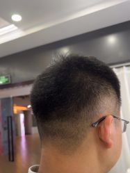 -藤野造型·烫·染发型设计店