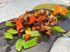 -湖庭壹品鸭王·传统北京烤鸭·别墅私房菜·庭院宵夜(江宁店)