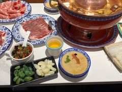 -一只羊·铜锅涮羊肉烧烤
