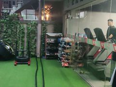 -征成健身连锁私教工作室(九公里店)