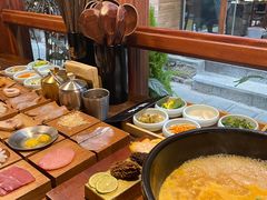 -银米·云南传统过桥米线(双廊黑金冠店)