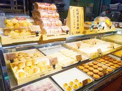 面包甜点陈列柜-武汉冠生園(吉庆街店)