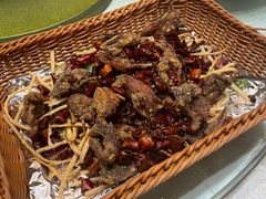 -山明水秀大饭店