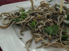 -溢心园香河肉饼总店