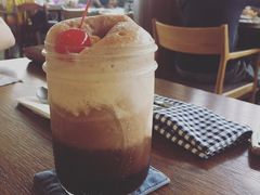 -ROAST coffee & eatery