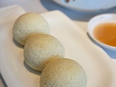 酥皮叉烧包-粤界(望京金辉店)