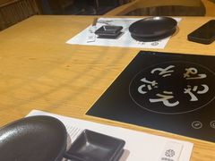 -枝魯枝魯自助料理