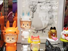 -泡泡玛特POPMART(侨福芳草地店)