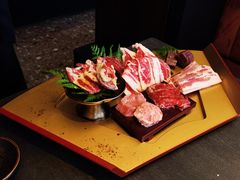-铭牛烧肉·和牛海鲜自助(高新月牙湖店)