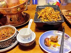 -雀舞云南菜(天津天河城购物中心店)