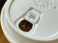 -星巴克臻选(上海中环广场2F店)