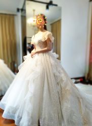 -艾米婚纱&婚礼策划