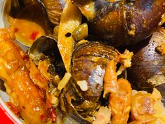 -老闵田螺馆·南昌市井菜·特色小吃(总店)