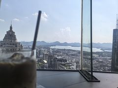 -Hi City·城市之巅