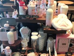 零售区-星巴克(宝山万达店)