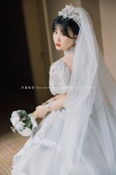 -拉瑞娜LaReine婚纱礼服高级定制