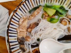 -鲜越鲜鱼粉(财富购物中心店)