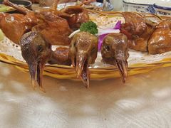-津津菜馆(绝没分店)