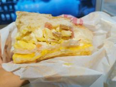 芝士鸡肉帕尼尼-肯德基(昌里店)