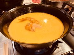 -鲜入围煮花胶鸡海鲜火锅