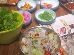 -明洞阿姨·韩式酱蟹烤肉·创意料理(三元桥店)