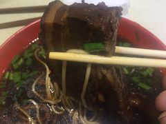 -小龙大肉面馆
