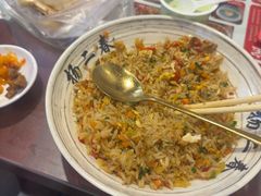 -扬二春炒饭(国庆路总店)