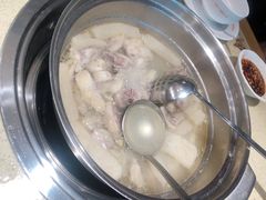 -煲大王猪肚鸡·椰子鸡火锅(红谷滩万达店)