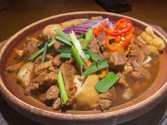 -蔡婶牛腩牛杂煲(长安万科店)