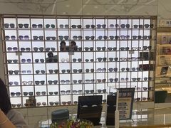 -世纪大明眼镜·蔡司战略授权店(汉街店)