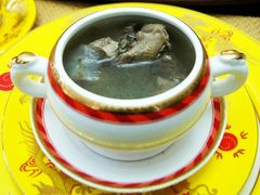 天麻炖乳鸽-民国红公馆·艺文空间(颐和路店)