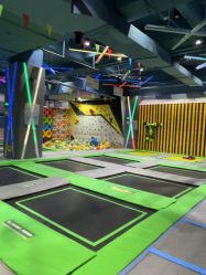 -反弹蹦床公园·亲子乐园·团建·派对(尚品奥莱店)