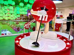 -m豆巧克力世界(上海世茂广场店)