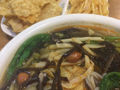 -水平有限螺蛳粉(宏达大厦店)