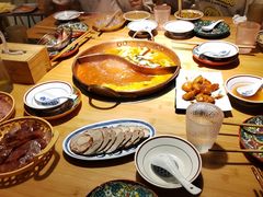 -洱火云南酸菜牛肉火锅(石景山当代商城店)