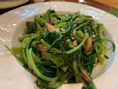 -泰堤坊(淡水体育馆店)