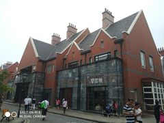 -钟书阁(松江泰晤士小镇店)