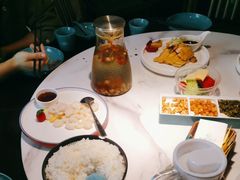 -荷塘秋月·本帮江浙菜(国权路店)