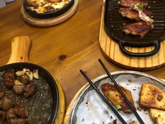-老东镇啤酒屋海鲜加工·蒸汽海鲜·海鲜烧烤(台东店)