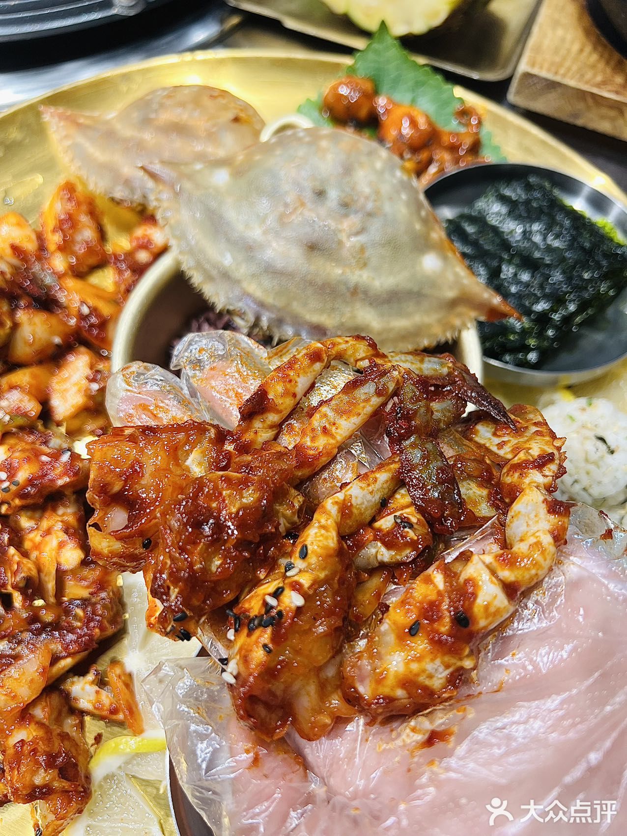 在北京，这一口酱蟹真是让人欲罢不能🦀️  