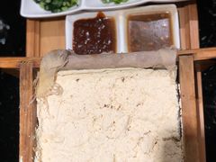 -东口码头·烧鸽子·鱼头泡饼·地方菜(金鹰悦城店)