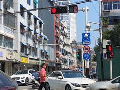 -留白咖啡(人民巷八号大院店)