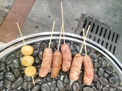 -罗家臭豆腐(百大商贸城小吃街店)