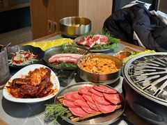 -草家酱蟹炭火烤肉店(珲春南路一店)