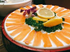 东江湖三文鱼刺身-醉美东江·三文鱼·烧鸡公