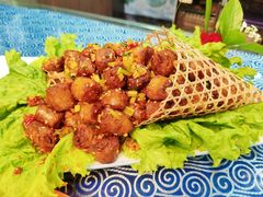 -三江源美食城
