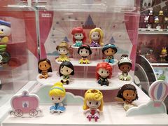 -泡泡玛特POPMART(上海环球港店)